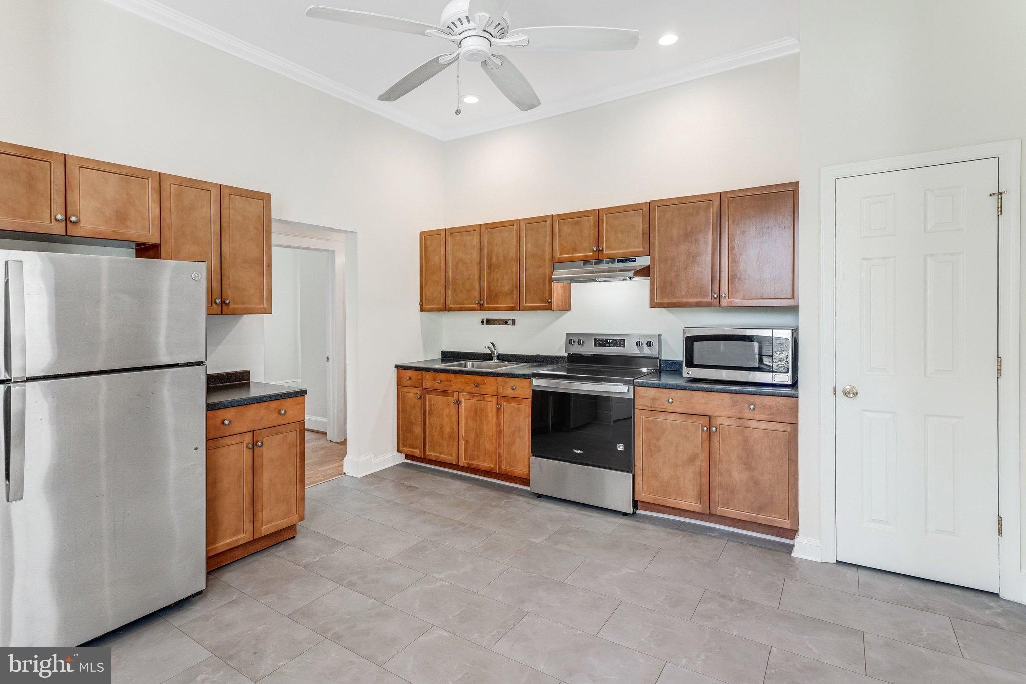 8753 Signal Hill Road, Unit 1 Manassas, VA 20110 - Photo 9 of 22