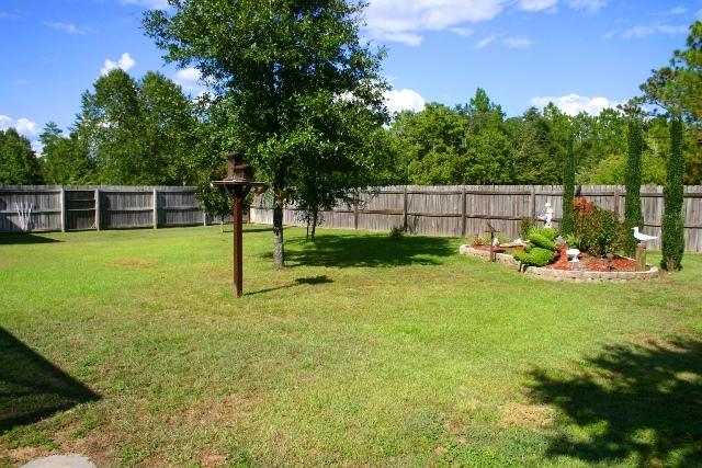 2480 Bell Ridge Drive Crestview, FL 32536 - Photo 69 of 80 Backyard 5