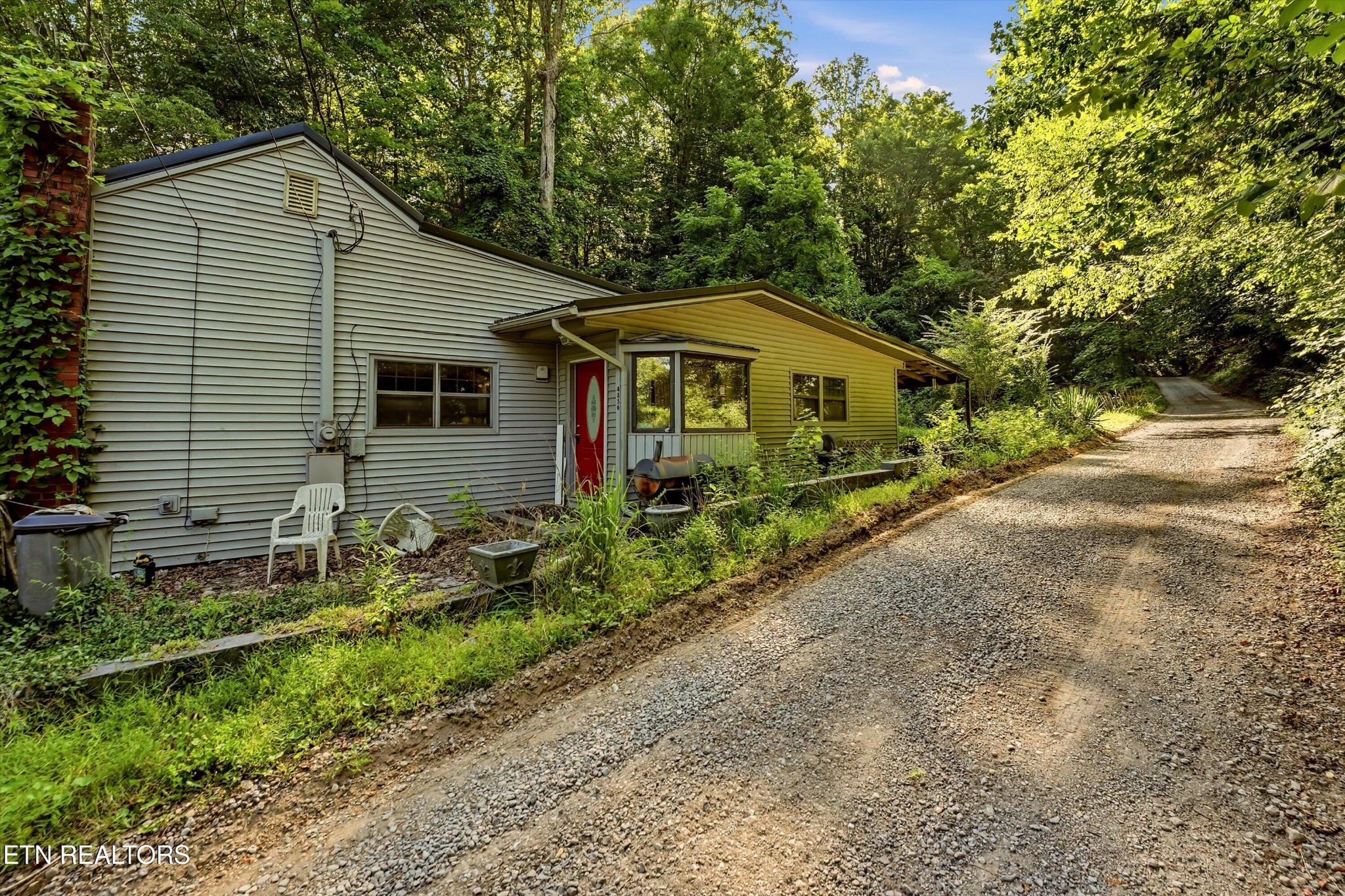 4856 Hickory Valley Road Heiskell, TN 37754 - Photo 16 of 26