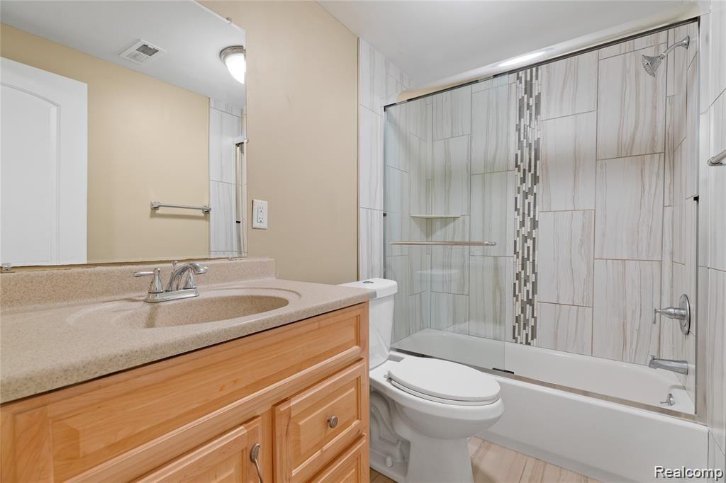 3371 York Road Rochester Hills, MI 48309 - Photo 31 of 38