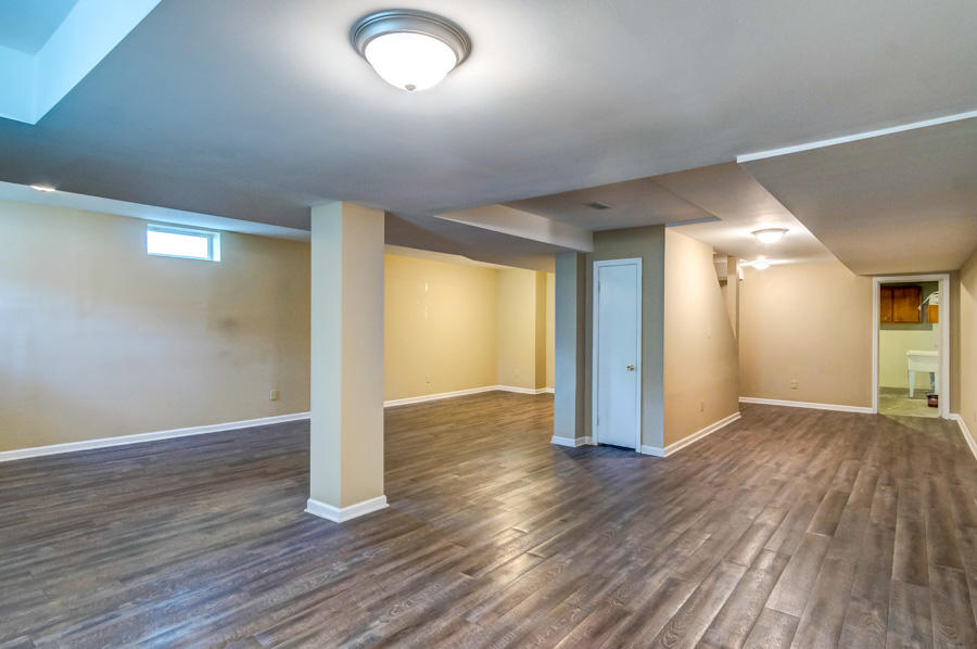 1013 Castleton Way Lexington, KY 40517 - Photo 42 of 53 183