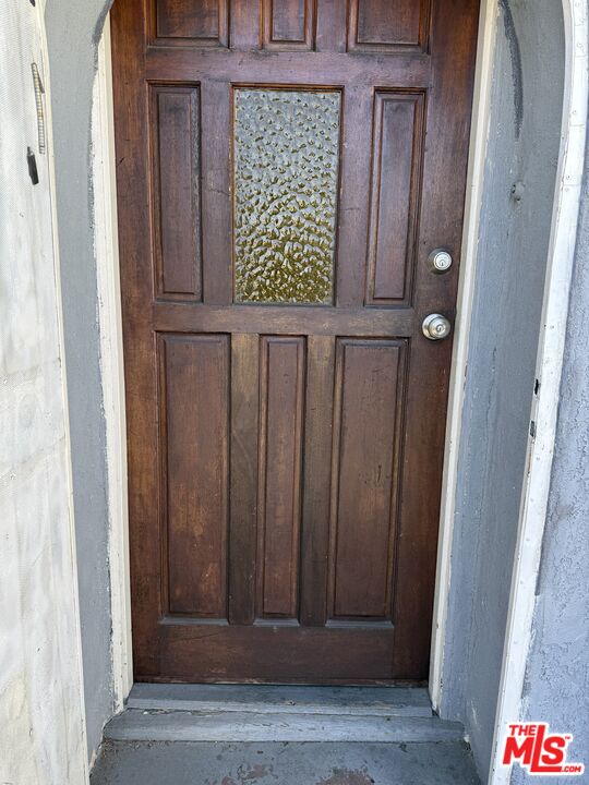 1415 North Spring Avenue Compton, CA 90221 - Photo 20 of 24 a view of entryway
