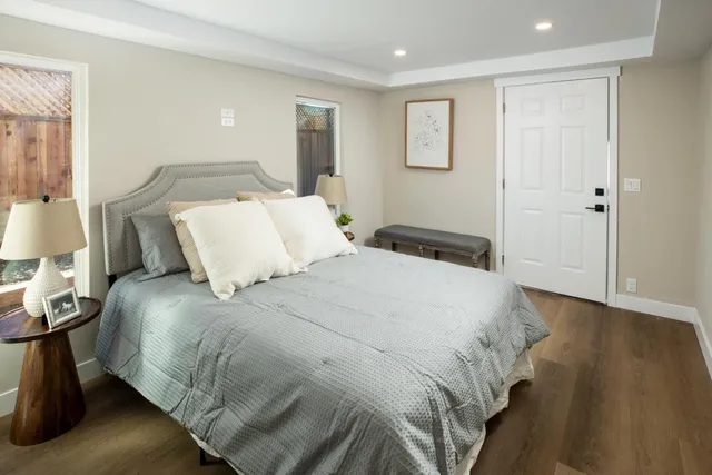 $5,788,000 | 706 University Avenue, Los Altos, CA 94022