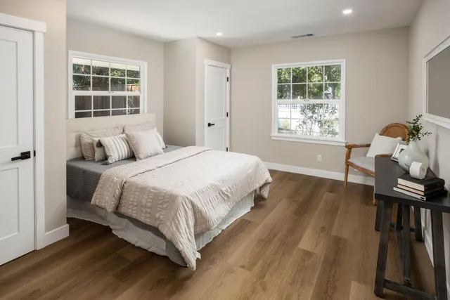 $5,788,000 | 706 University Avenue, Los Altos, CA 94022