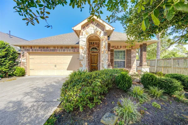 $2,450 | 19306 Boulder Bay Lane, Humble, TX 77346