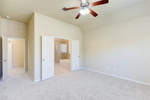 $2,450 | 19306 Boulder Bay Lane, Humble, TX 77346