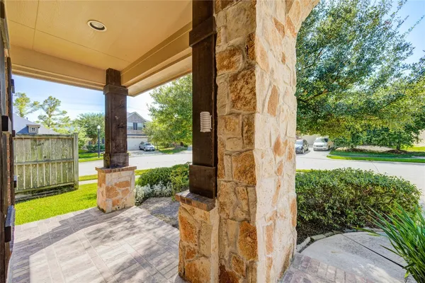 $2,450 | 19306 Boulder Bay Lane, Humble, TX 77346