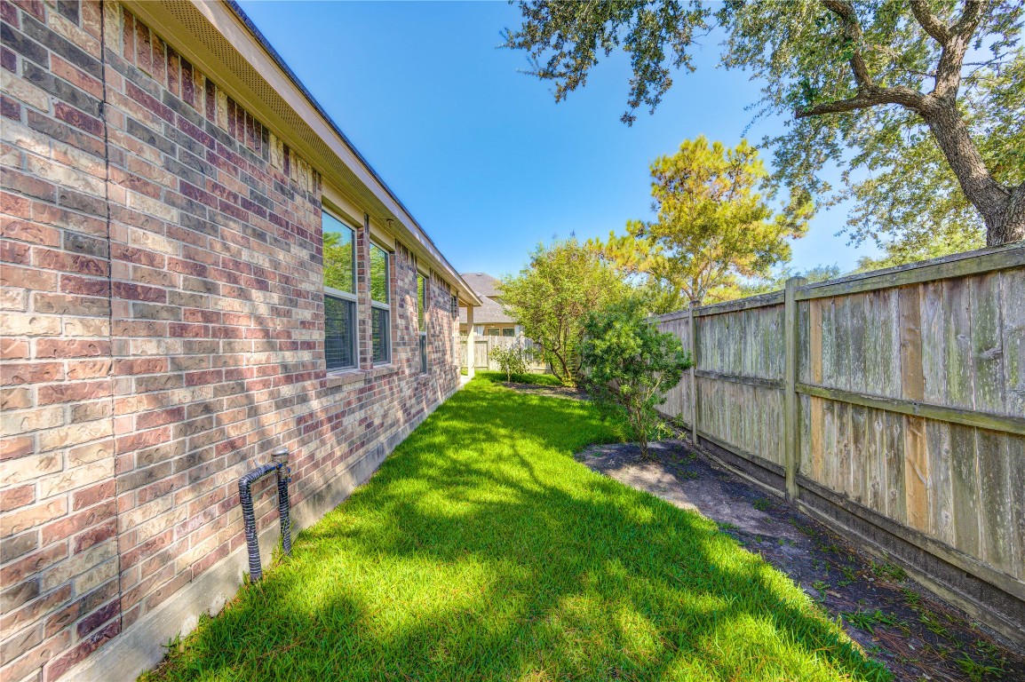 19306 Boulder Bay Lane Humble, TX 77346 - Photo 45 of 46 a view of yard from balcony