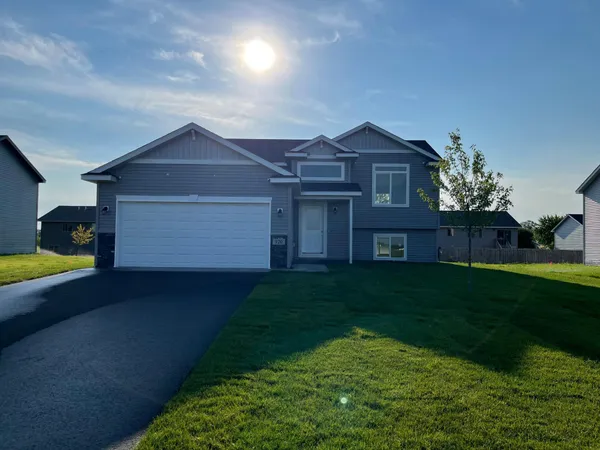 $289,900 | 920 2 1/2 Avenue Southwest, Rice, MN 56367