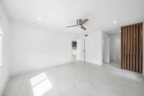 $300,000 | 1541 Northwest 20th Avenue, Unit 101, Delray Beach, FL 33445