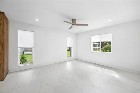 $300,000 | 1541 Northwest 20th Avenue, Unit 101, Delray Beach, FL 33445