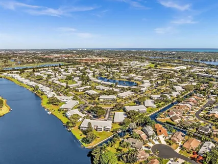 $300,000 | 1541 Northwest 20th Avenue, Unit 101, Delray Beach, FL 33445