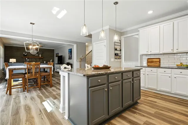 $499,800 | 25 Shoreline Drive, Cartersville, GA 30120