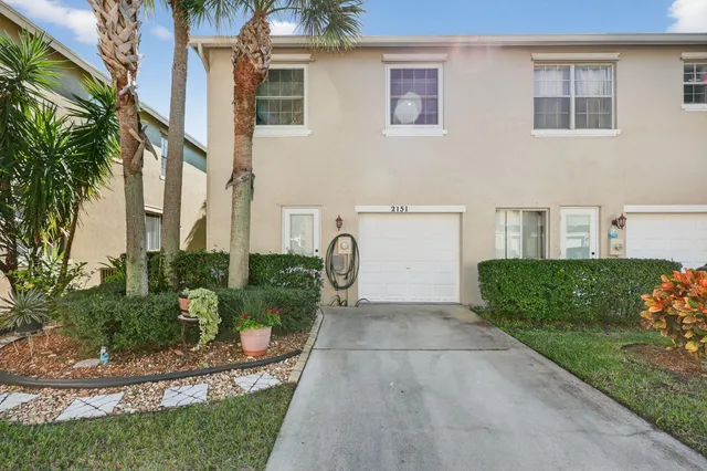 $290,000 | 2151 Southeast Destin Drive, Port St. Lucie, FL 34952