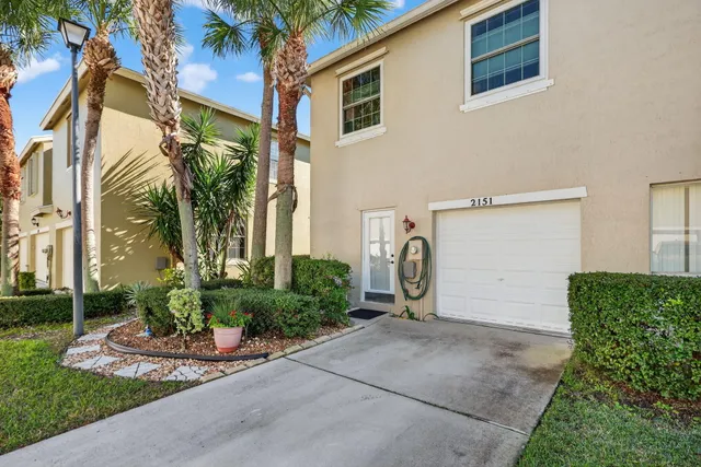 $290,000 | 2151 Southeast Destin Drive, Port St. Lucie, FL 34952