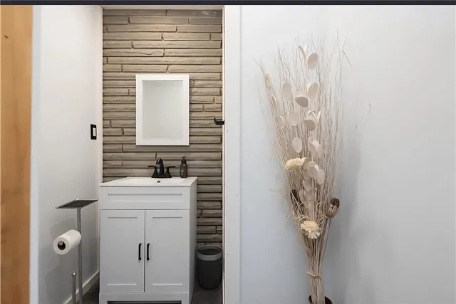 $2,700 | 1568 Schlegel Road, Webster, NY 14580