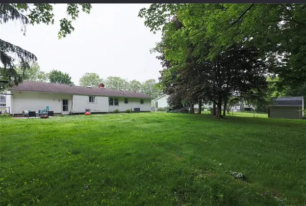 $2,550 | 1568 Schlegel Road, Webster, NY 14580