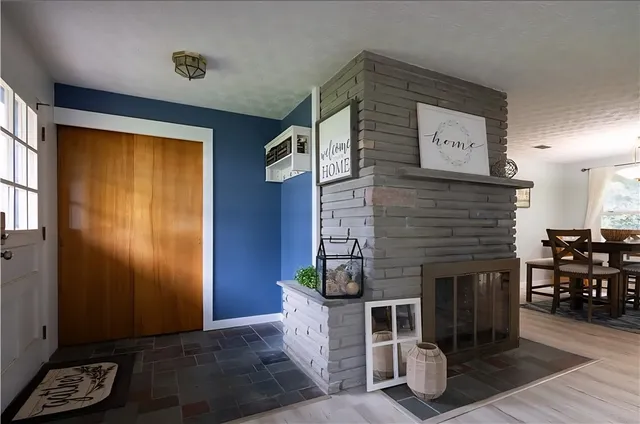 $2,700 | 1568 Schlegel Road, Webster, NY 14580