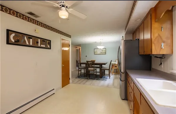 $2,550 | 1568 Schlegel Road, Webster, NY 14580