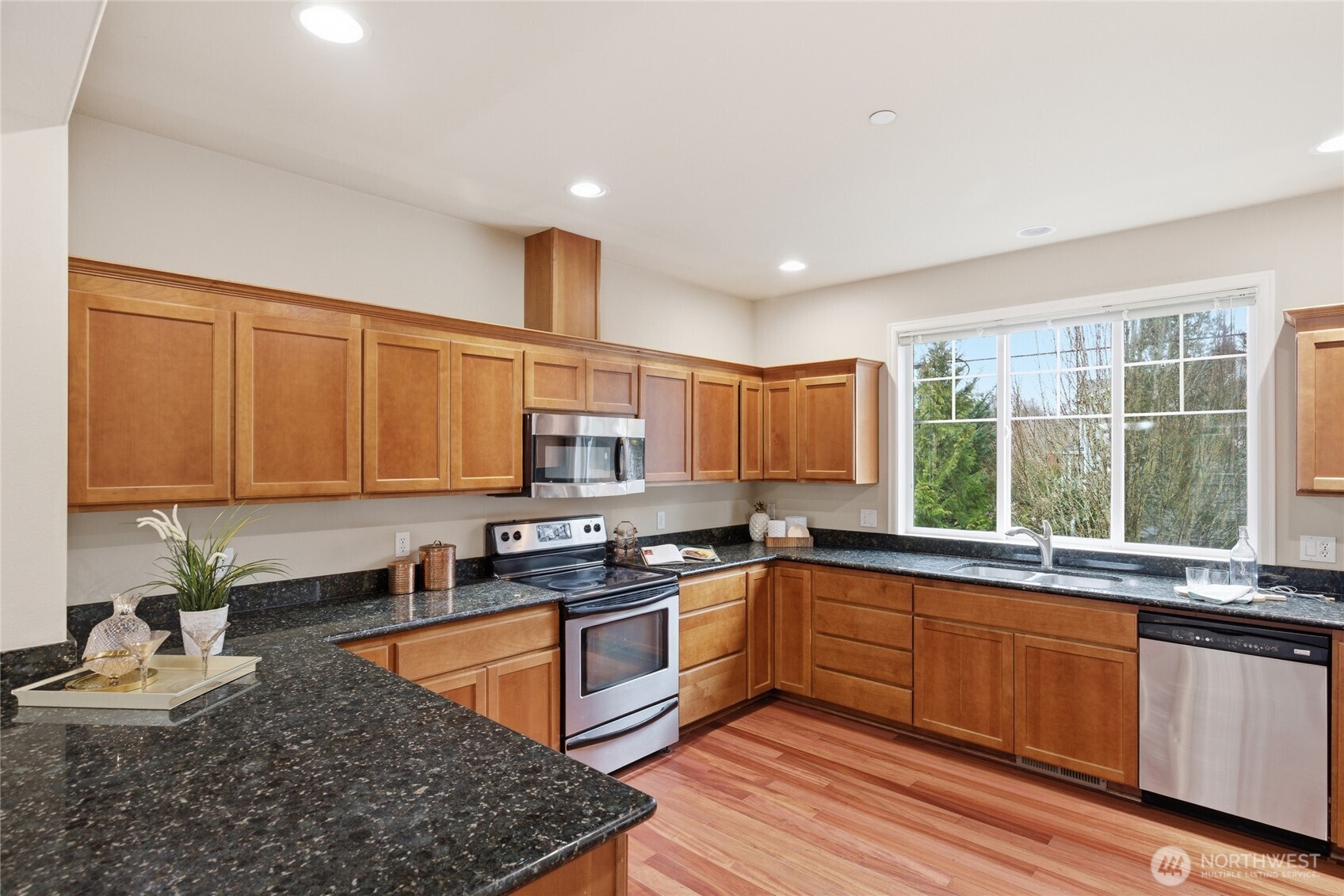 16415 48th Avenue West Edmonds, WA 98026 - Photo 11 of 27
