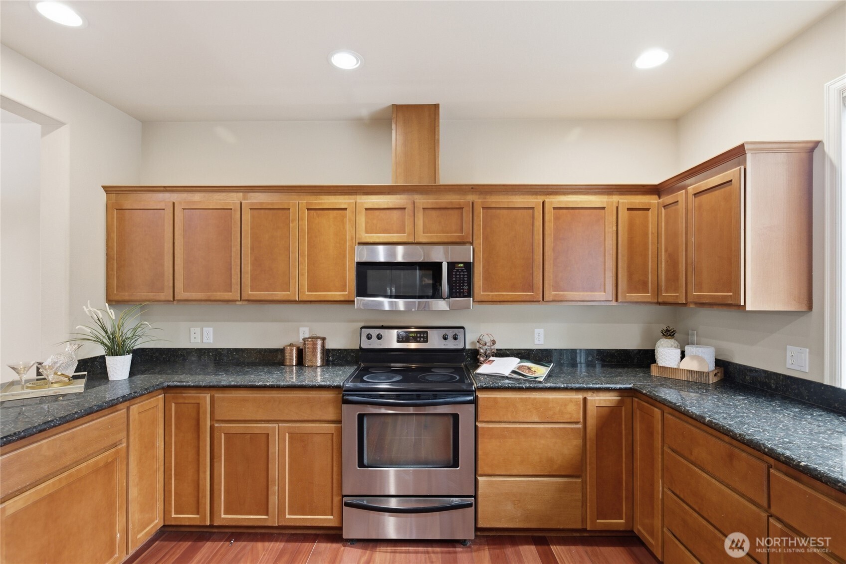 16415 48th Avenue West Edmonds, WA 98026 - Photo 12 of 27
