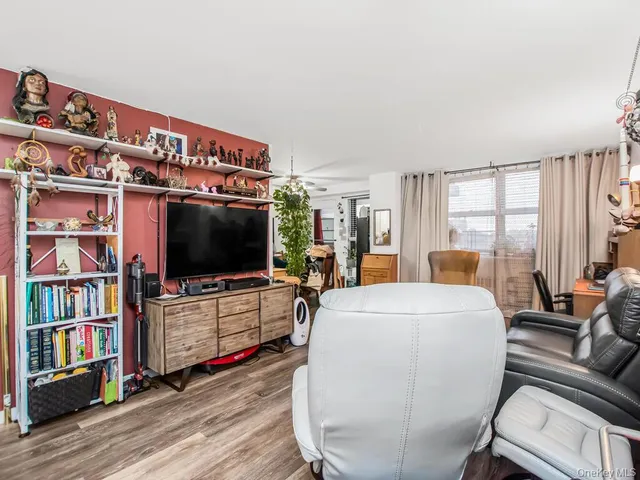 $169,000 | 1966 Newbold Avenue, Unit 505 | Unionport