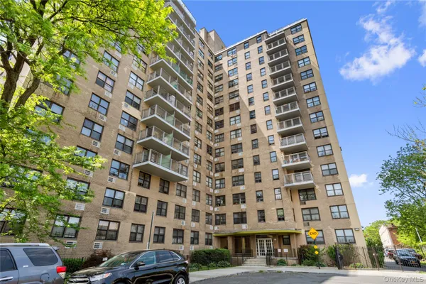 $165,000 | 1966 Newbold Avenue, Unit 505 | Unionport