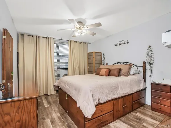 $165,000 | 1966 Newbold Avenue, Unit 505 | Unionport