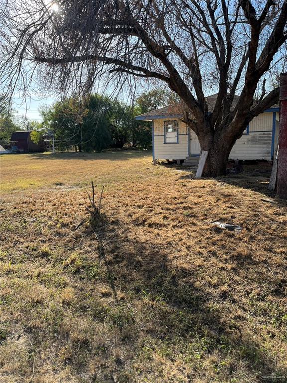 12617 North 57th Street Mission, TX 78573 - Photo 2 of 5 a view of a house with a yard