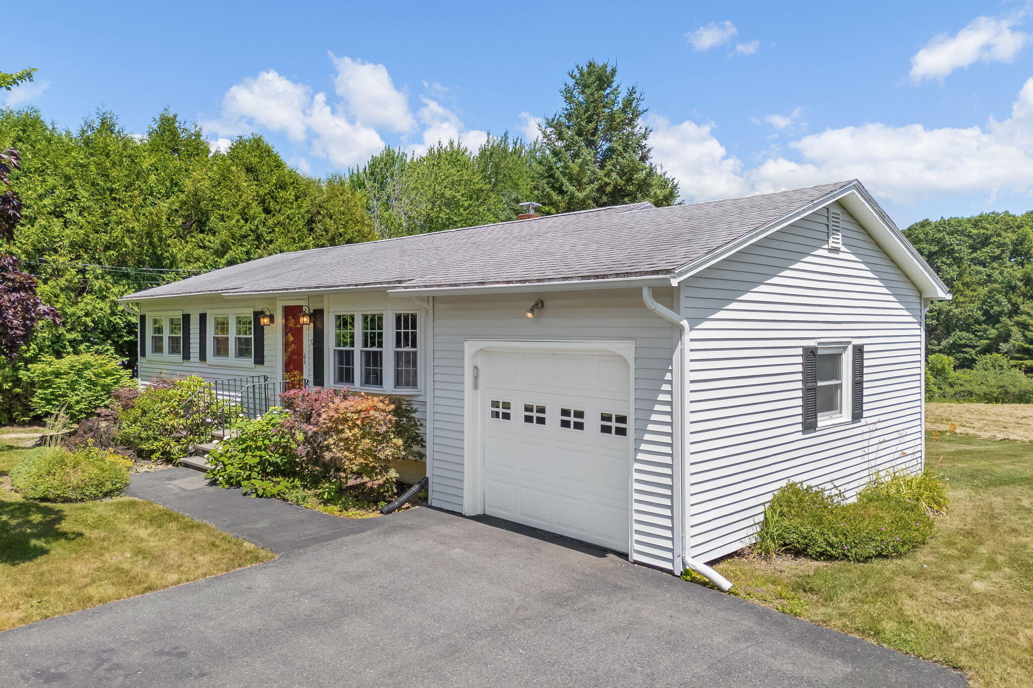 38 Perry Road Hampden, ME 04444 - Photo 4 of 37 31