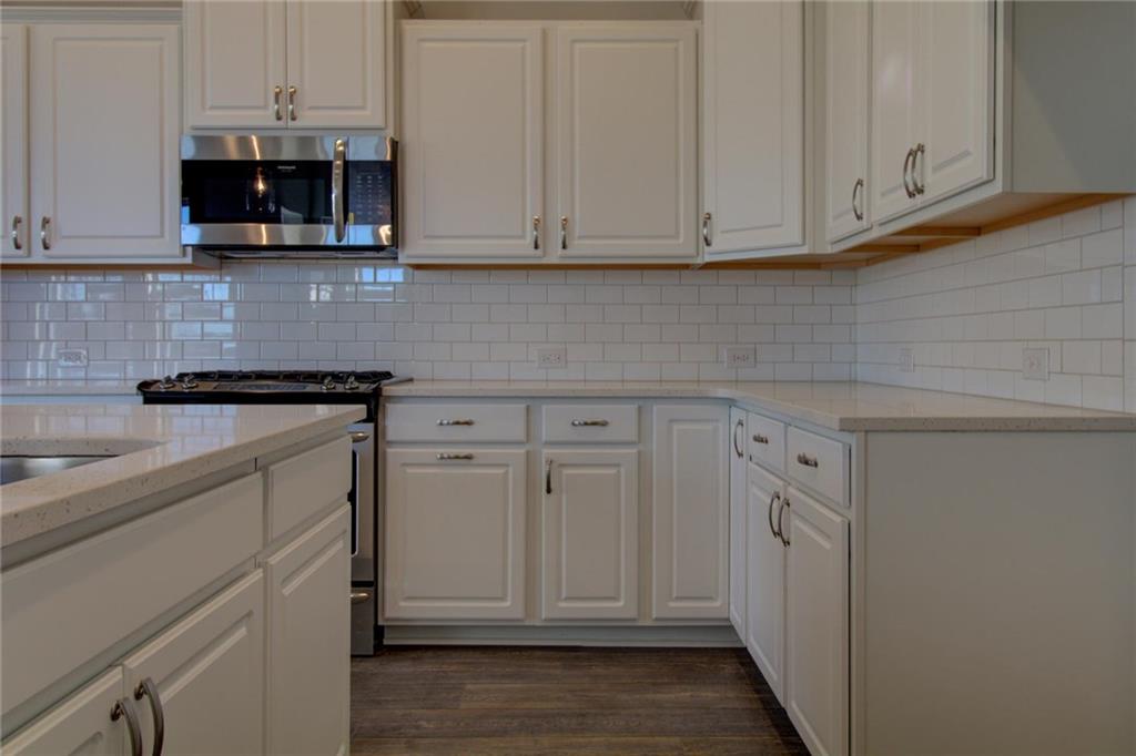 13091 Pennington Road Fishers, IN 46037 - Photo 11 of 27 Gallery Image 11