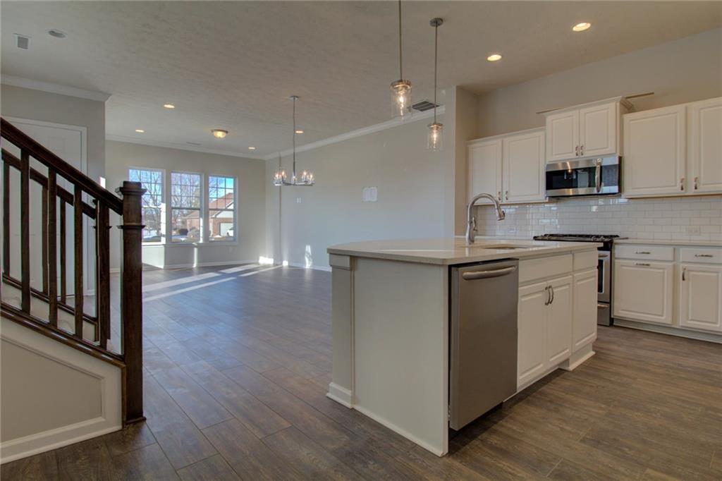 13091 Pennington Road Fishers, IN 46037 - Photo 12 of 27 Gallery Image 12