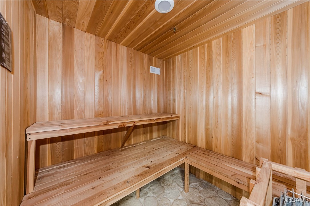 293 Fairway Drive Lake Arrowhead, CA 92352 - Photo 19 of 50