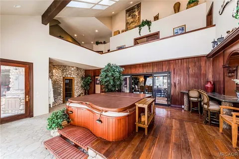 $2,995,000 | 293 Fairway Drive, Lake Arrowhead, CA 92352