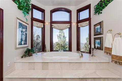 $2,995,000 | 293 Fairway Drive, Lake Arrowhead, CA 92352