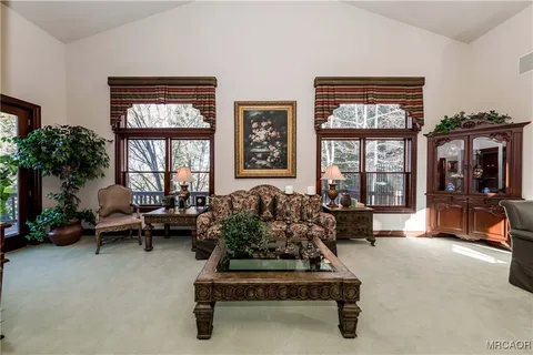 $2,995,000 | 293 Fairway Drive, Lake Arrowhead, CA 92352