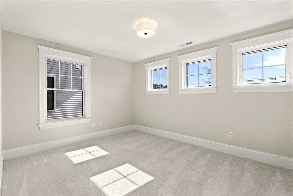 24 Fellows Road, Unit 2 Ipswich, MA 01938 - Photo 31 of 38