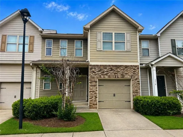 $1,995 | 3220 Blue Springs Trace, Kennesaw, GA 30144