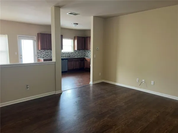 $1,995 | 3220 Blue Springs Trace, Kennesaw, GA 30144
