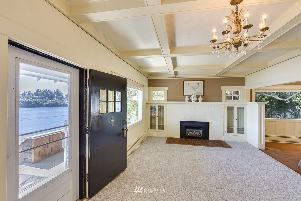2670 Tracyton Beach Road Northwest Bremerton, WA 98310 - Photo 5 of 25