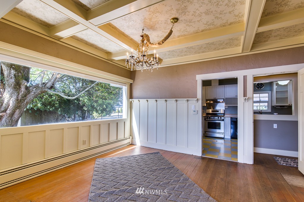 2670 Tracyton Beach Road Northwest Bremerton, WA 98310 - Photo 8 of 25