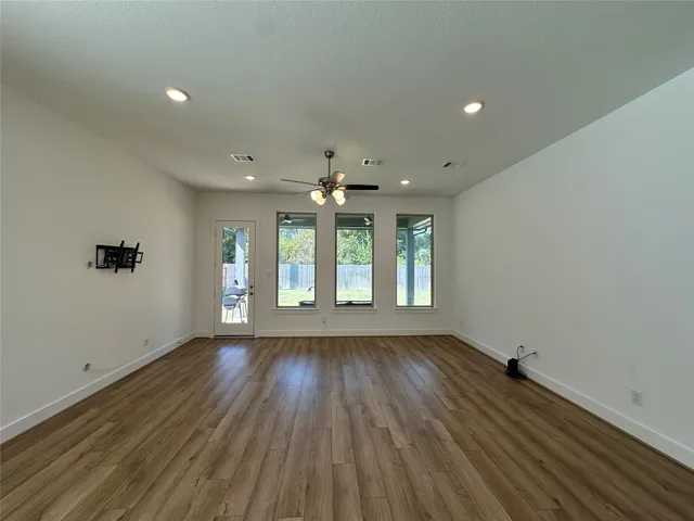 $2,500 | 21815 Carballo Oak Trail, Hockley, TX 77447