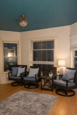 $595,000 | 2862 North Stowell Avenue, Milwaukee, WI 53211