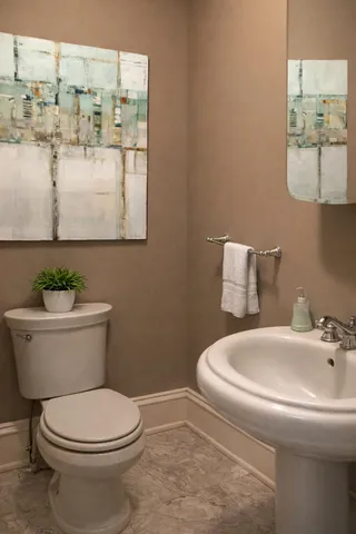 $595,000 | 2862 North Stowell Avenue, Milwaukee, WI 53211