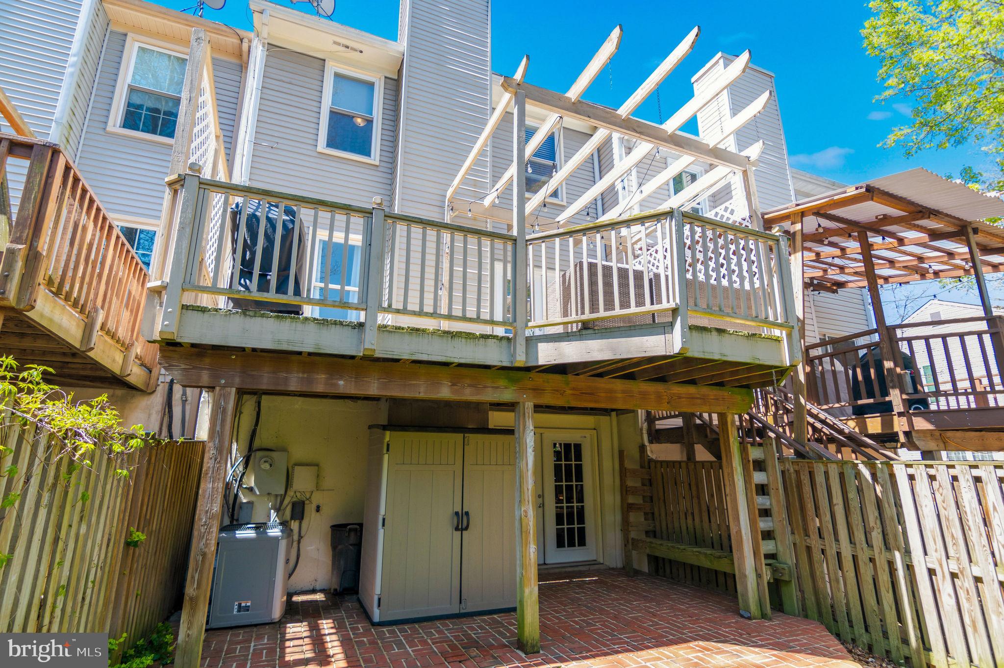 7391 Stream Way Springfield, VA 22152 - Photo 38 of 43