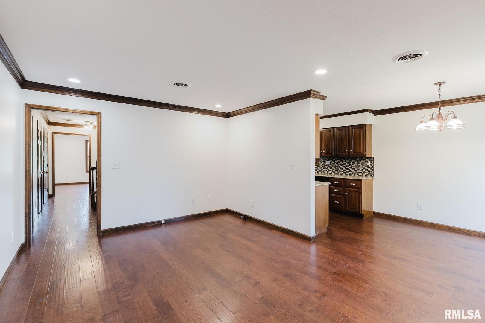 1800 Testa Drive Marion, IL 62959 - Photo 16 of 63