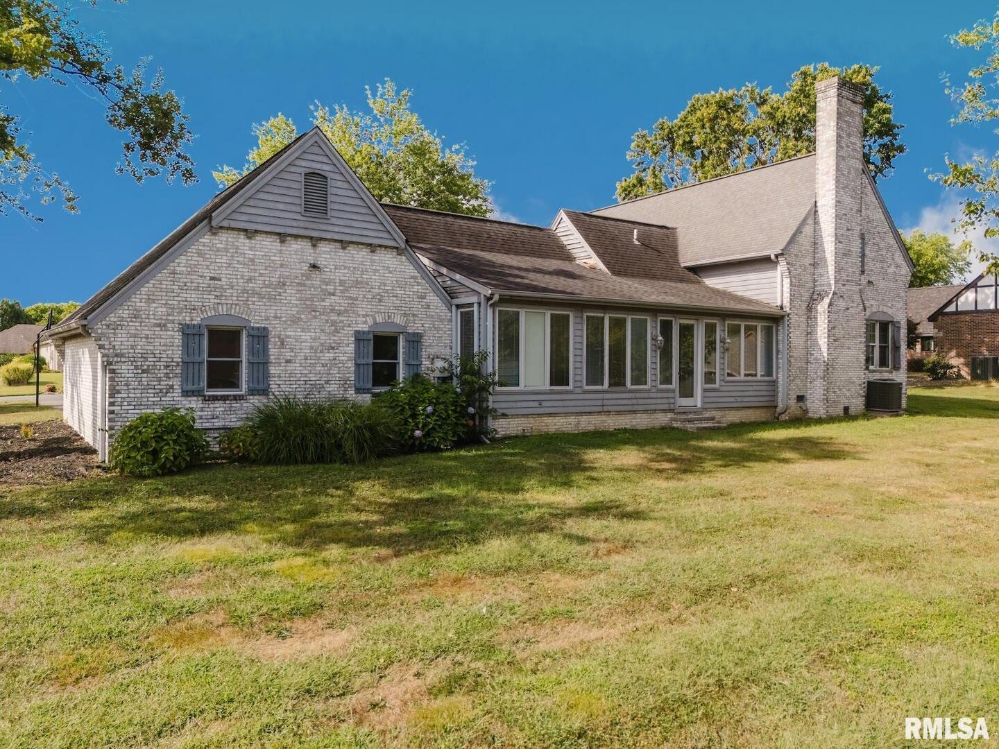 1800 Testa Drive Marion, IL 62959 - Photo 5 of 63