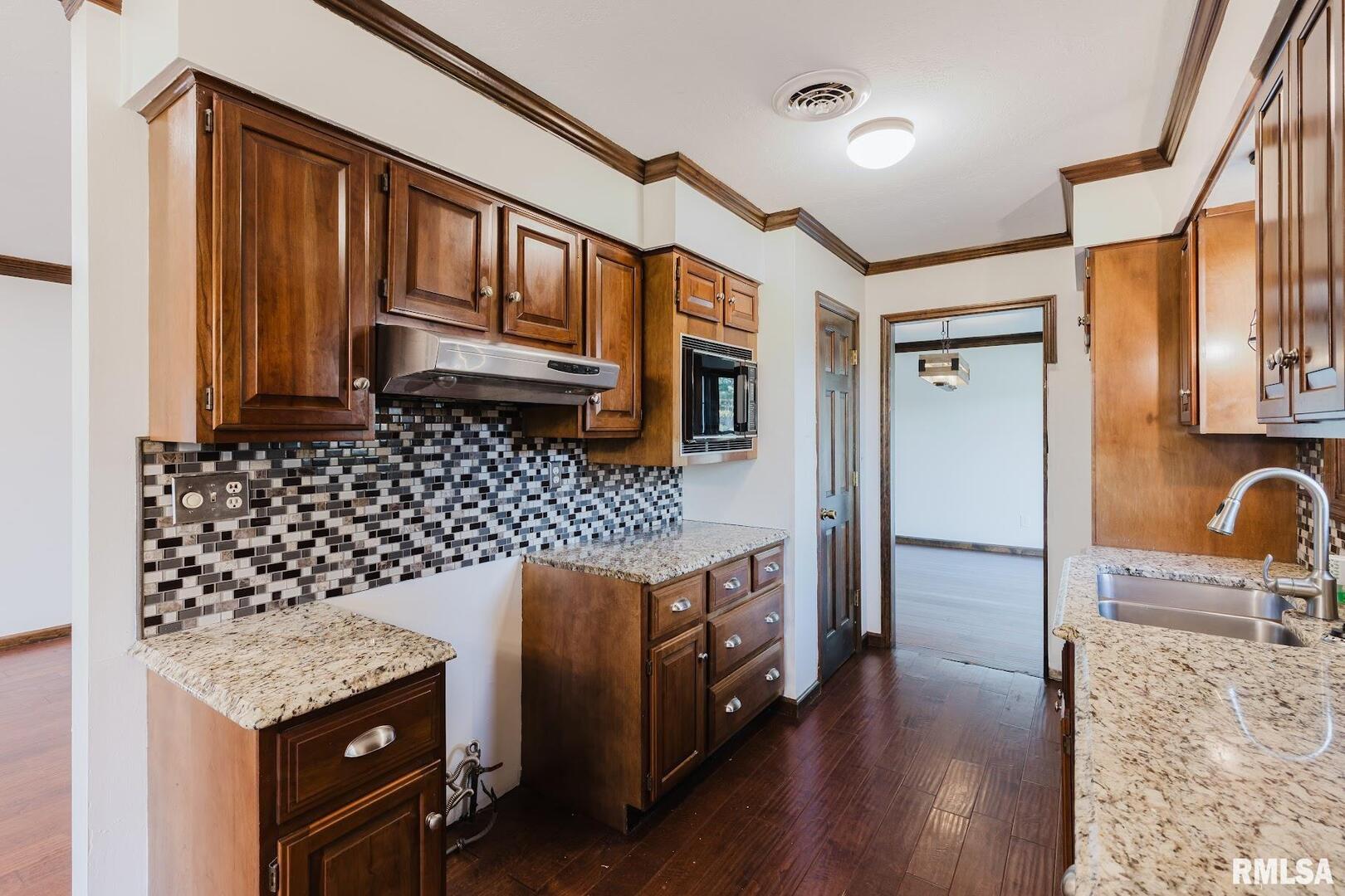 1800 Testa Drive Marion, IL 62959 - Photo 10 of 63