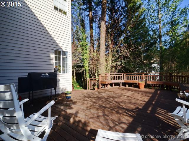 11010 Southwest 29th Court Portland, OR 97219 - Photo 15 of 16 Deck