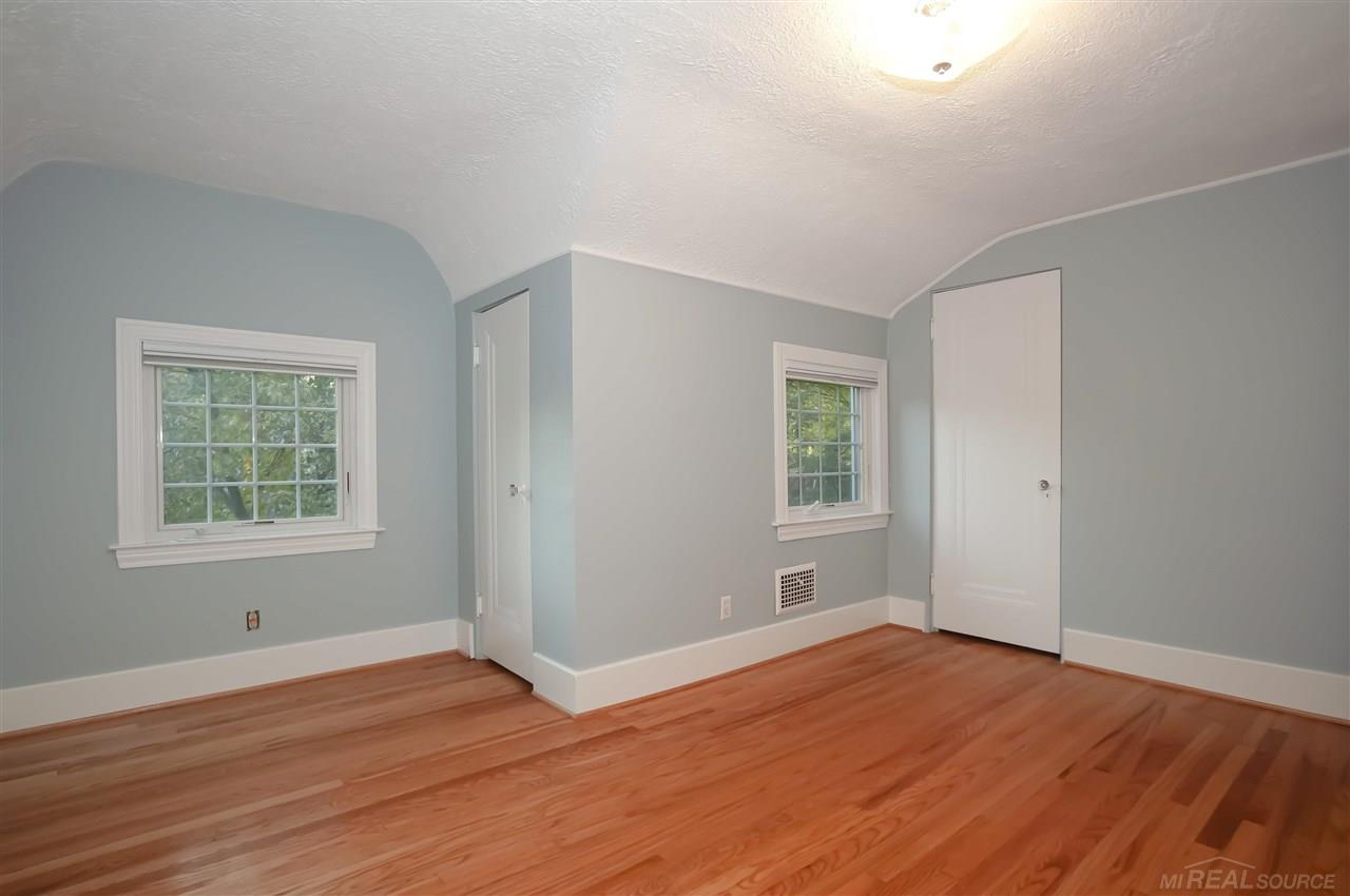 820 Lincoln Road Grosse Pointe, MI 48230 - Photo 25 of 49 Gallery Image 25
